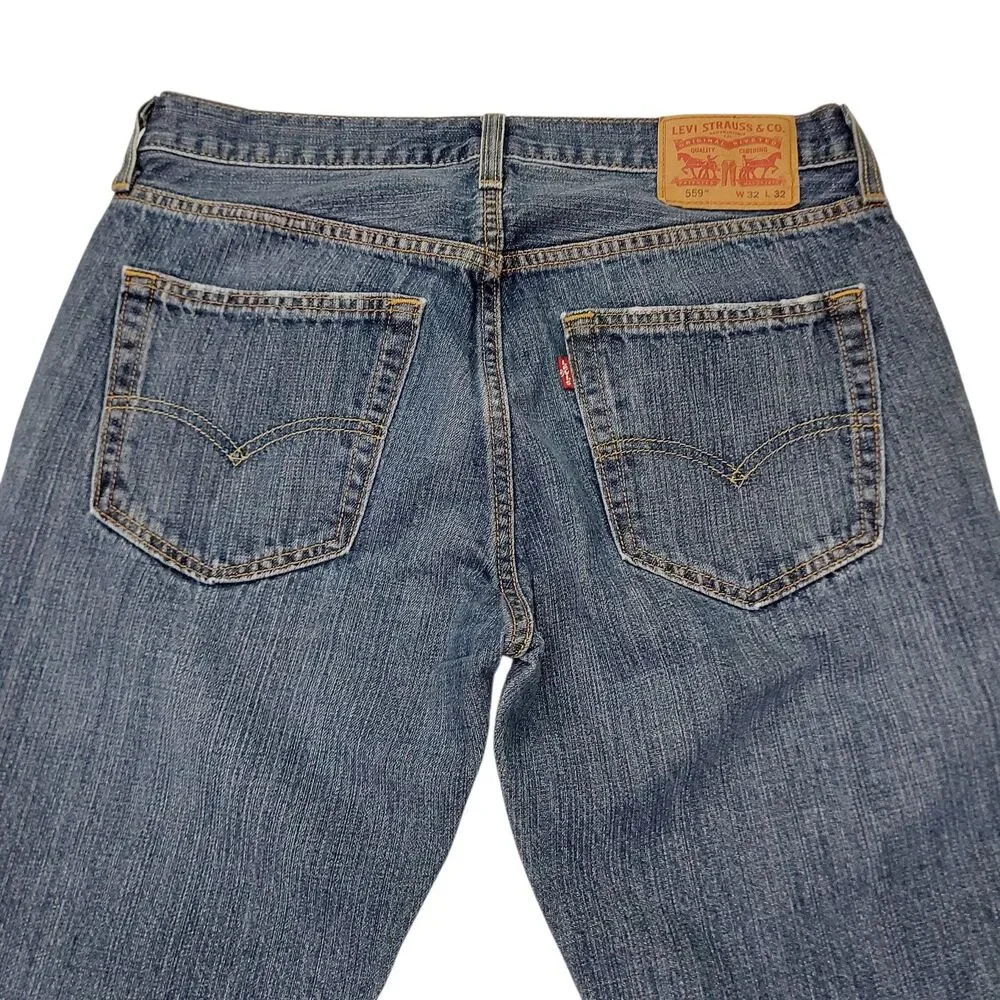 Levi's 559 Jeans Mens 32x30 Blue Straight Leg Cotton Durable Denim Work Casual
